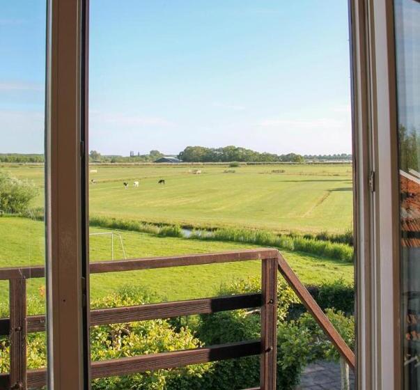 غرفة سوبيريور, T Wapen Van Middelie