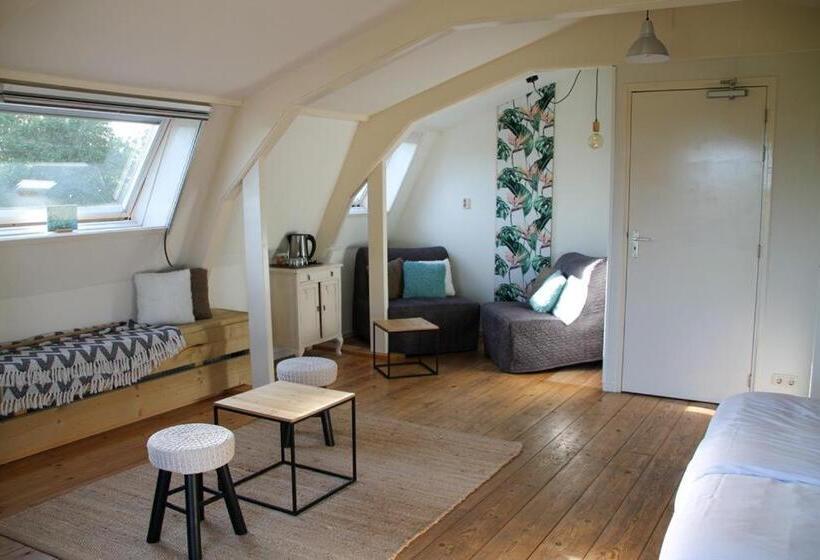 غرفة سوبيريور, T Wapen Van Middelie