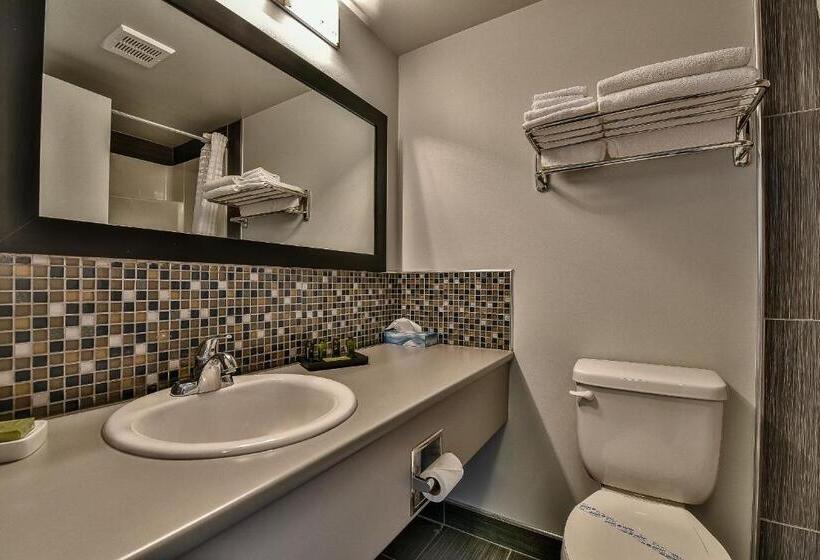 Büyük Çift Kişilik Yataklı Delüks Oda, The View