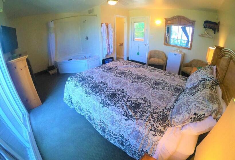 غرفة قياسية مطلّة علي البحيرة, Waterview On The Bay