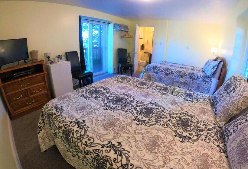 غرفه قياسيه سريرين مزدوجين, Waterview On The Bay