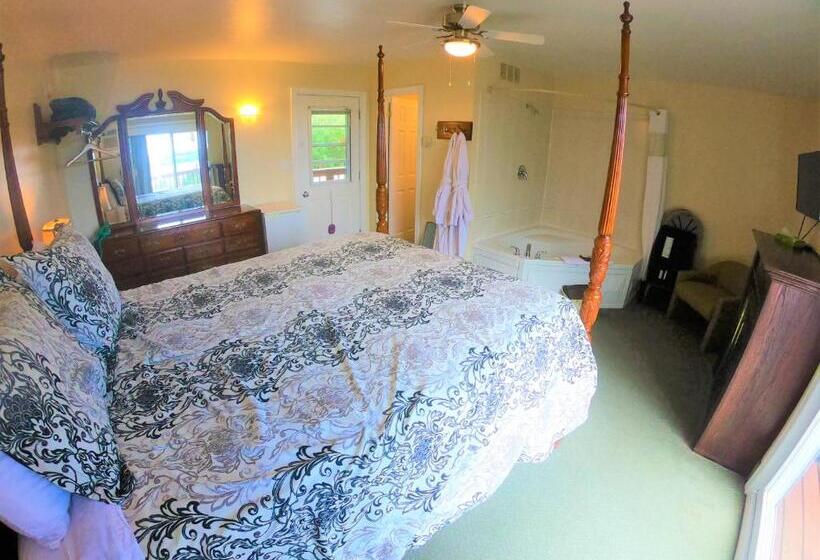 غرفة قياسية مطلّة علي البحيرة, Waterview On The Bay