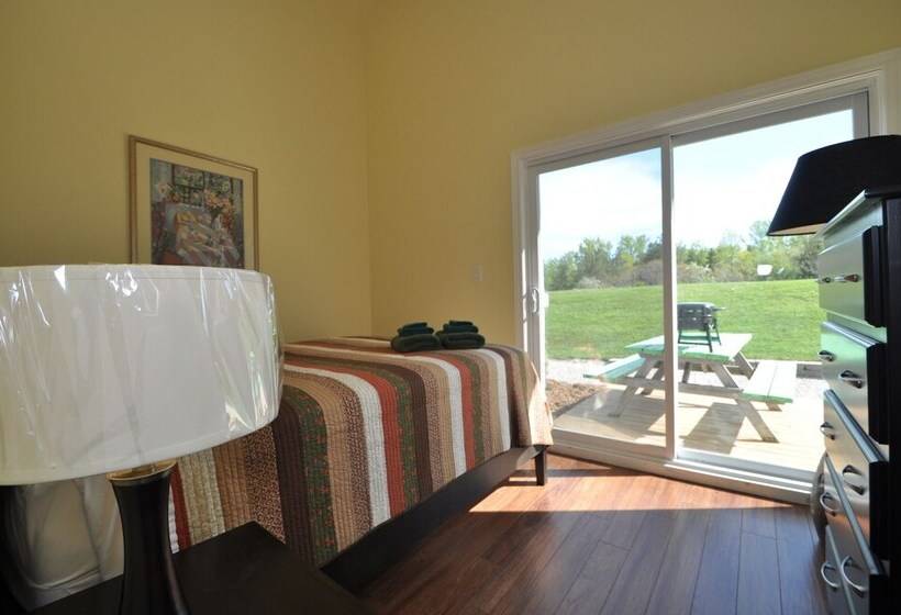 منزل غرفتين نوم, Waterview On The Bay