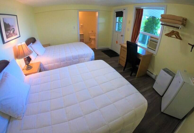 غرفه قياسيه سريرين مزدوجين, Waterview On The Bay