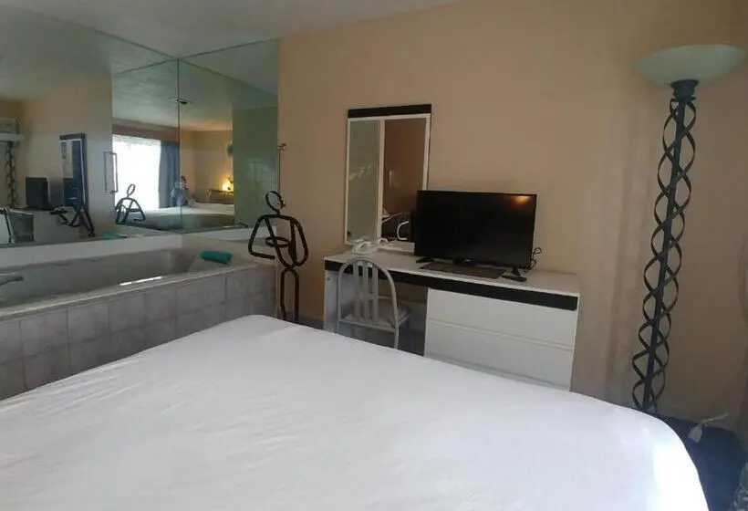 デラックススイート, Motel Granby