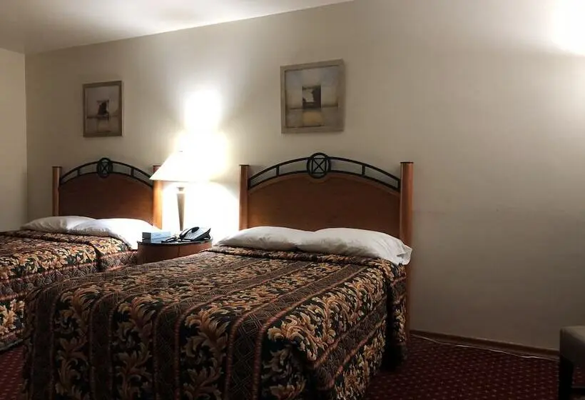 ２ダブルベッドのスタンダードルーム, Knights Inn Cobourg