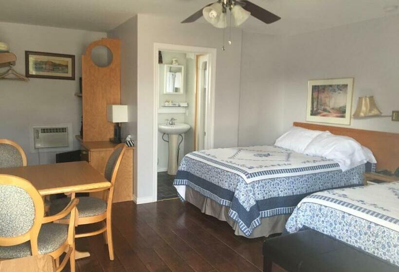 Standard Szoba, My Friends Inn Manitoulin