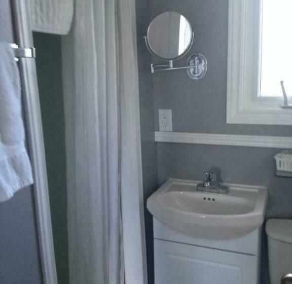 Standard Szoba, My Friends Inn Manitoulin