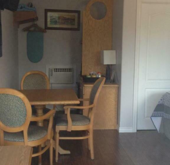 Standard Szoba, My Friends Inn Manitoulin