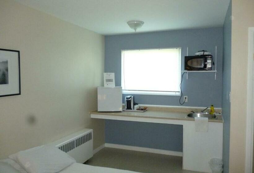 غرفه قياسيه سريرين مزدوجين, Wheel Inn Motel