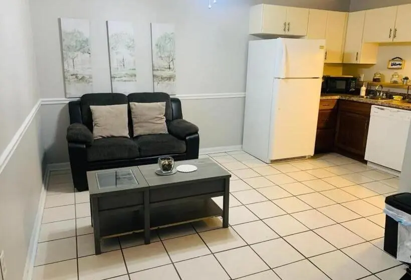 １ベッドルームアパートメント, Cozy 2 Bedroom Getaway In East Ridge, Chattanooga