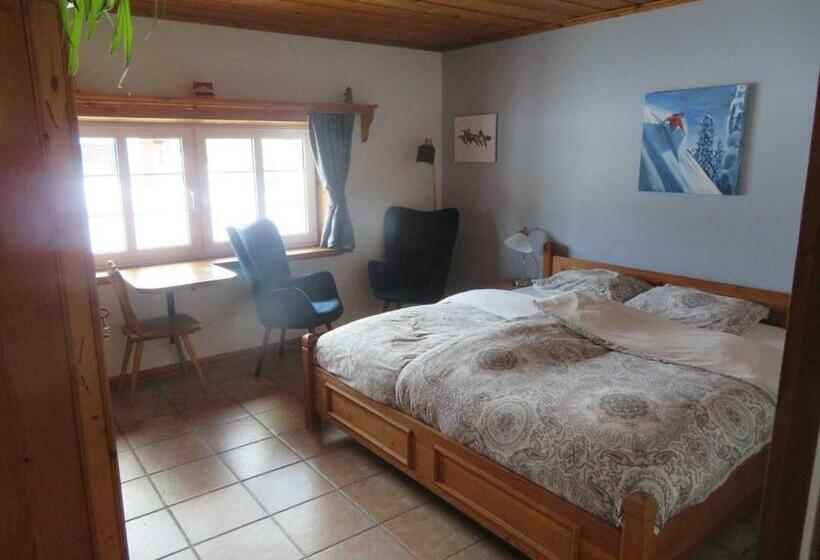 带大床的标准间, Alpenglow Bed And Breakfast