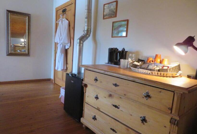 חדר סטנדרט עם מיטת קינג, Alpenglow Bed And Breakfast