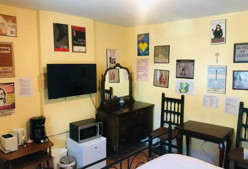 クイーンサイズベッドのスタンダードルーム, Auberge De Mon Petit Chum B&b
