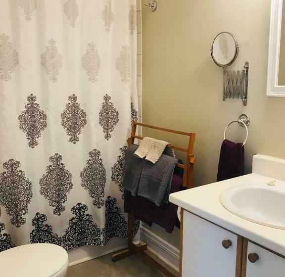 스탠다드 스튜디오, Auberge De Mon Petit Chum B&b