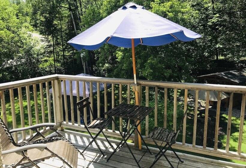 스위트, Auberge De Mon Petit Chum B&b