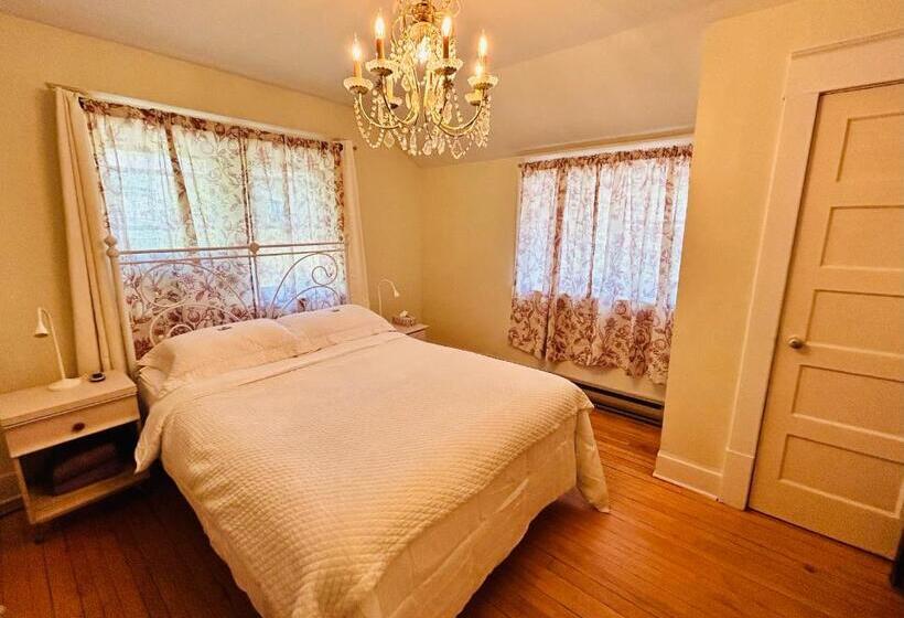 스위트, Auberge De Mon Petit Chum B&b