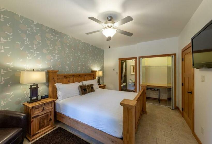 キングサイズベッドのスタンダードルーム, Canyon Ridge Lodge