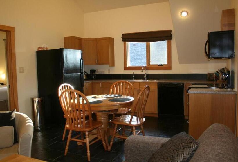 סוויטה, Canyon Ridge Lodge