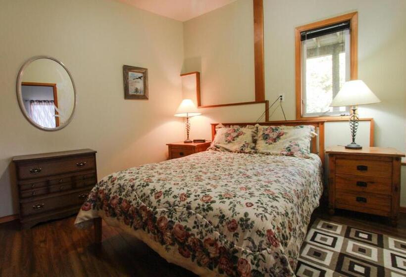 スイート, Moon And Sixpence