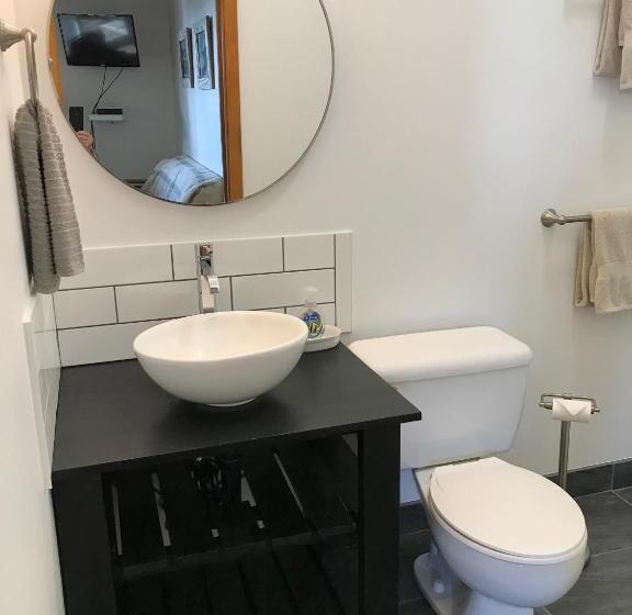 スイート, Moon And Sixpence