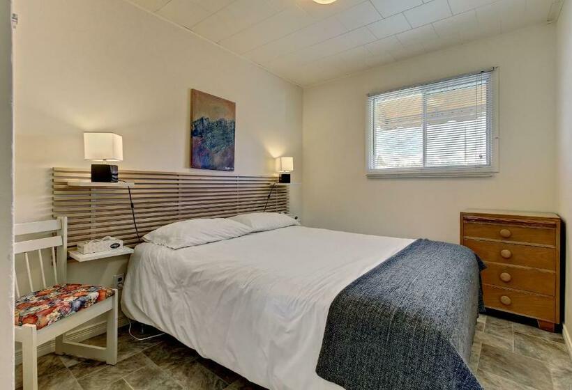 带2个卧室的公寓, Motel Appartements Le Saint Patrick