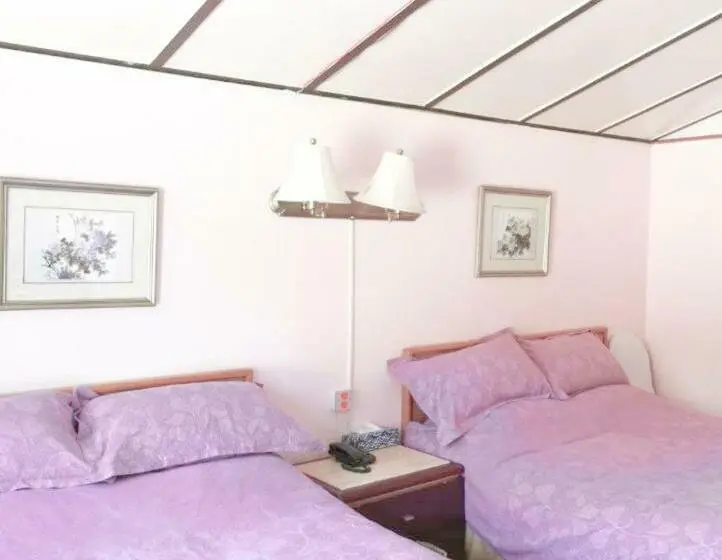 スタンダードルーム, Motel Rideau
