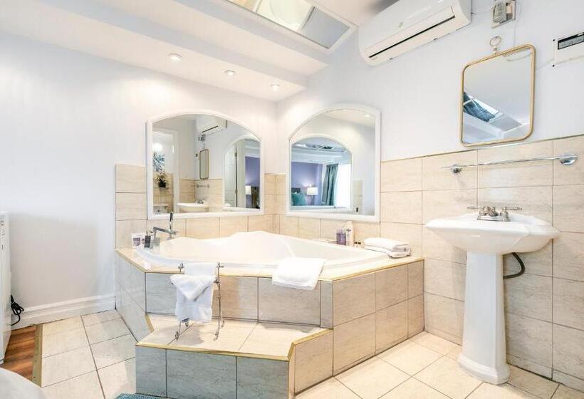 디럭스 룸, Motel Rideau