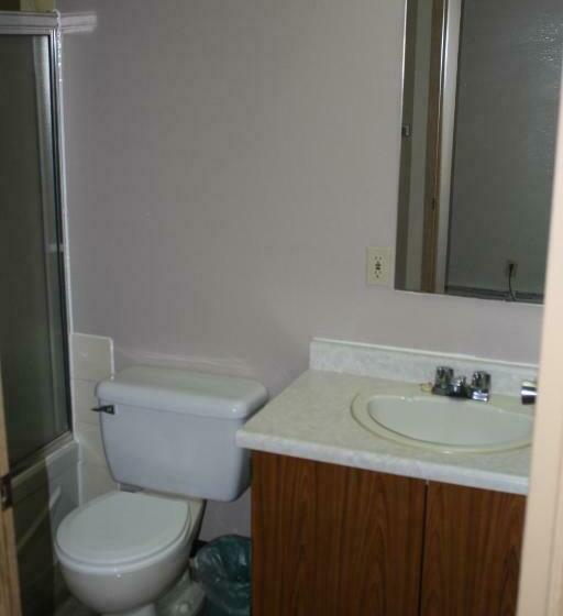 غرفة قياسية, Rimbey Motor Inn