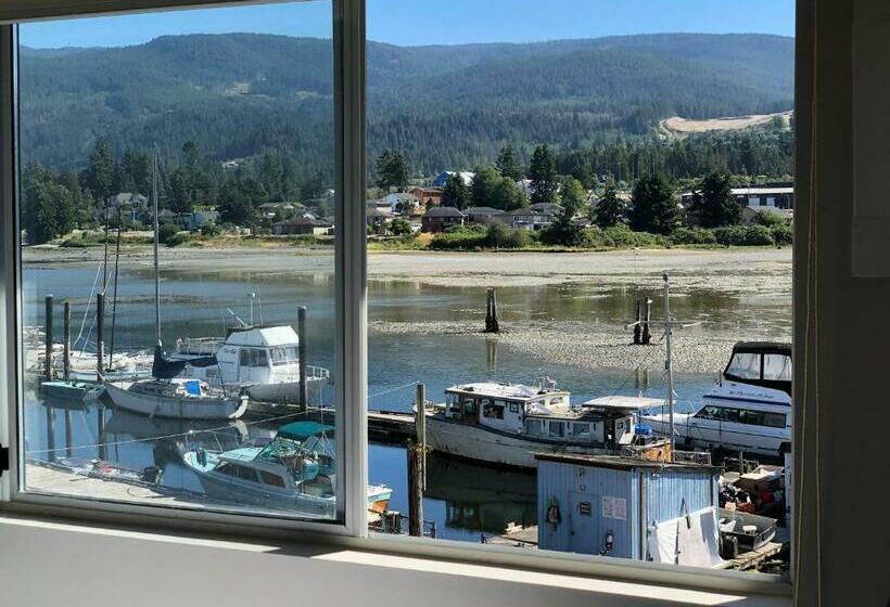 חדר סטנדרט עם מיטת קינג, The Spot At Porpoise Bay