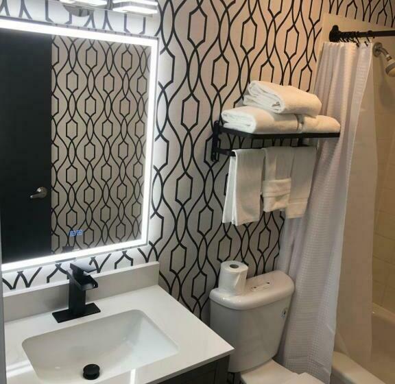 חדר סטנדרט עם מיטת קינג, The Spot At Porpoise Bay