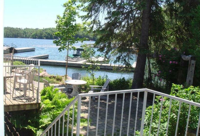 Номер Стандарт 2 Двуспальные Кровати, Boathouse Country Inn