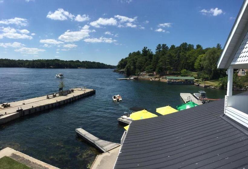 Люкс, Boathouse Country Inn
