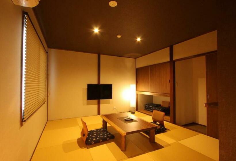 חדר משפתחתי סופריור, Nozawa Onsen Azegamikan