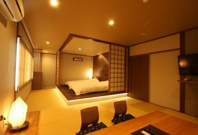 סוויטה משפחתית, Nozawa Onsen Azegamikan