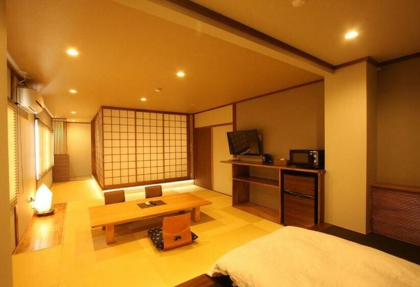 סוויטה משפחתית, Nozawa Onsen Azegamikan