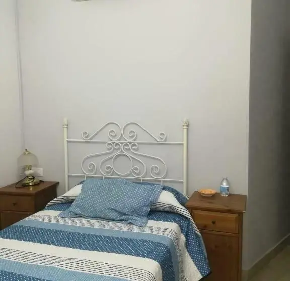 Standard Yhden Hengen Huone, Hostal Virgen Del Rocio