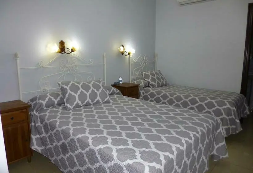 Standard-huone, Hostal Virgen Del Rocio