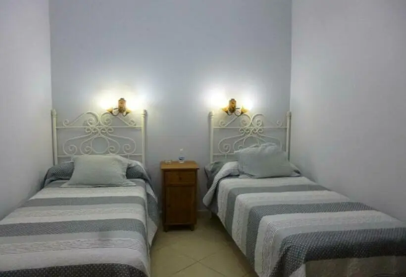 Standard-huone, Hostal Virgen Del Rocio