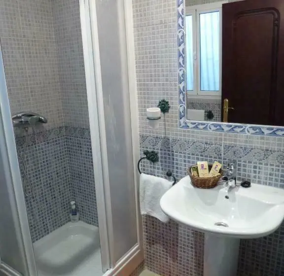 Standard Yhden Hengen Huone, Hostal Virgen Del Rocio