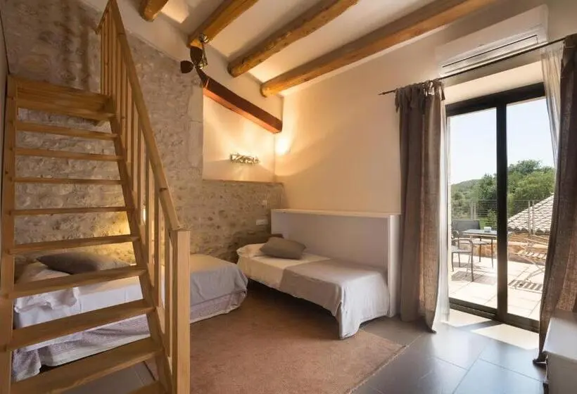 ファミリールーム, Can Clotas Hotel Masia