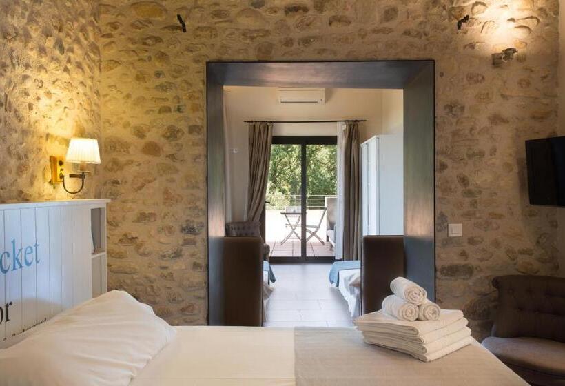 Люкс, Can Clotas Hotel Masia