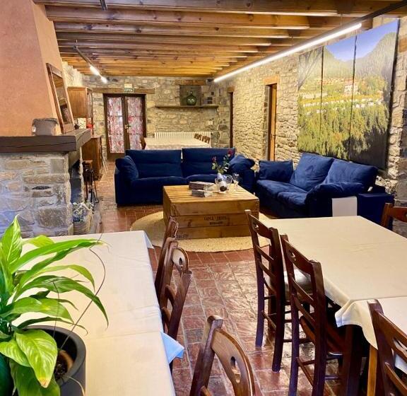 Номер Стандарт Трехместный, Campalans Hotel Rural Bungalows Mobilhomes