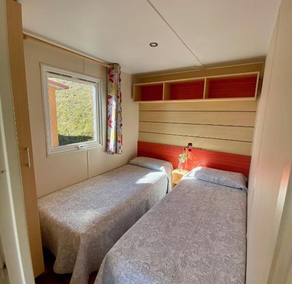 Дом 1 Спальня, Campalans Hotel Rural Bungalows Mobilhomes
