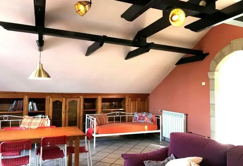 Huoneisto 1 Makuuhuone Allasnäkymä, Hostel Albergue Paradiso