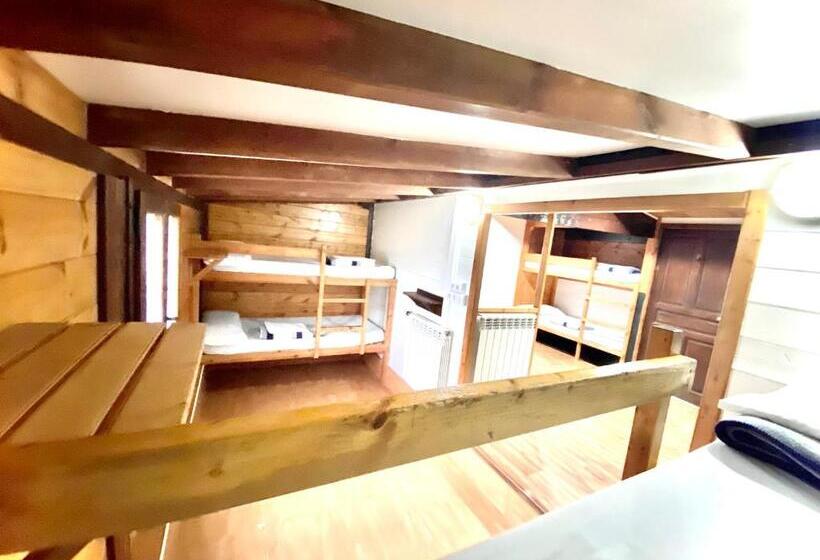 Семейный Номер Совместный Санузел, Hostel Albergue Paradiso