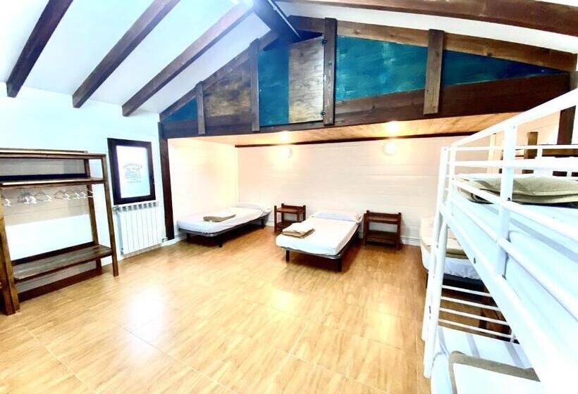 Семейный Номер Совместный Санузел, Hostel Albergue Paradiso
