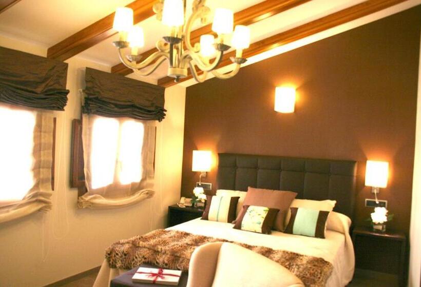 غرفة قياسية, Castillo De Alquézar