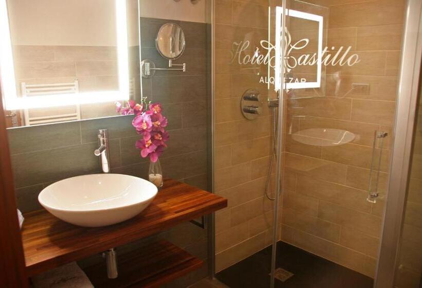 חדר בסיסי, Castillo De Alquézar