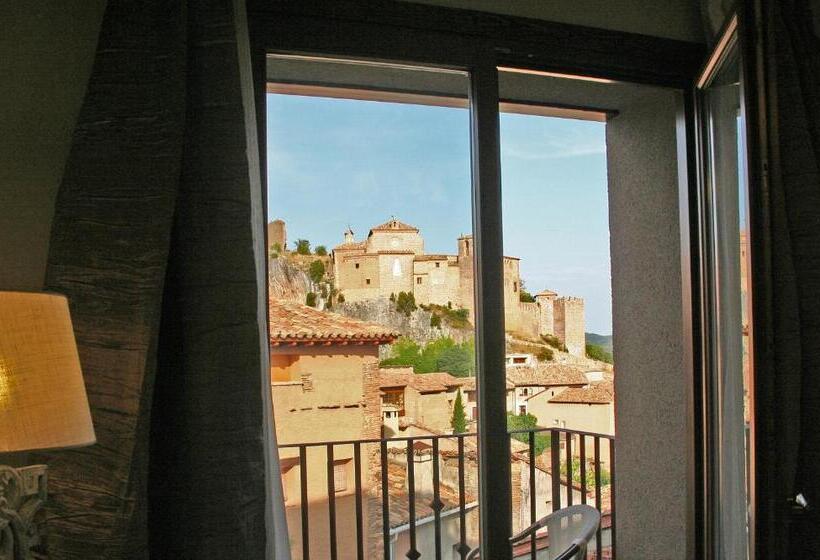 غرفة أساسية, Castillo De Alquézar